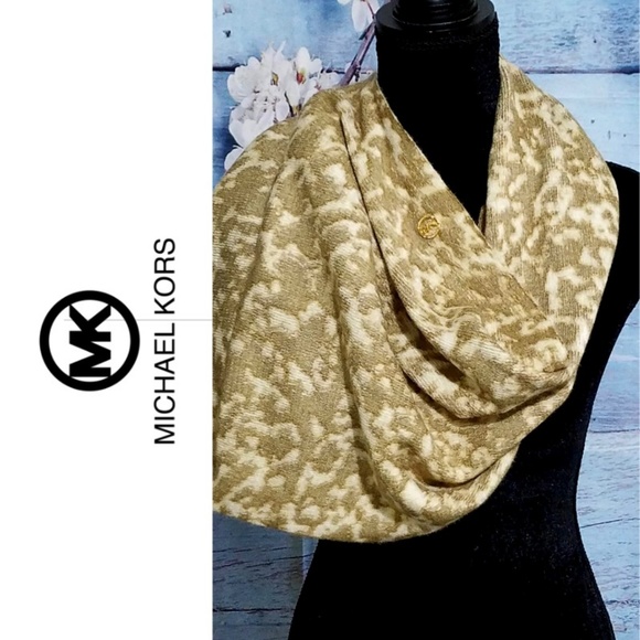 MICHAEL Michael Kors Accessories - Michael Michael Kors Infinity Scarf NWOT